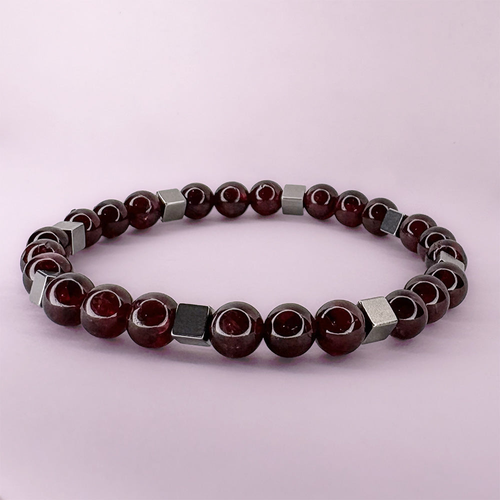 Aurora Garnet Stretch Bracelet