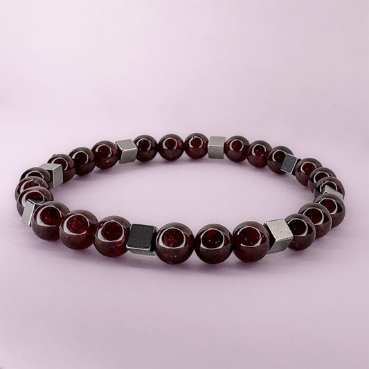 Aurora Garnet Stretch Bracelet